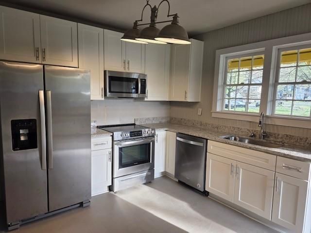 219 Grove Avenue, Lindale, GA 30147