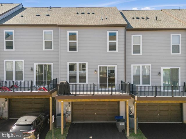 2433 LIBERTY LOOP, Herndon, VA 20171