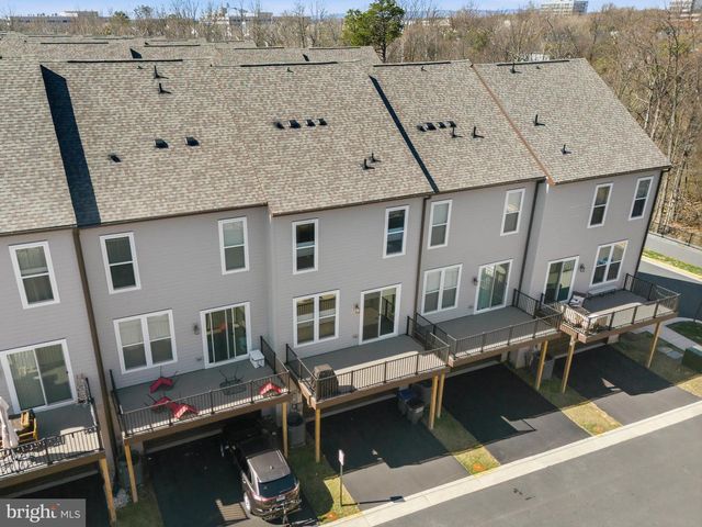 2433 LIBERTY LOOP, Herndon, VA 20171