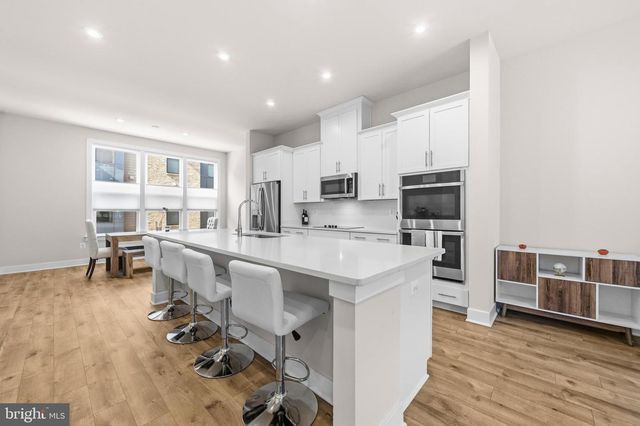 2433 LIBERTY LOOP, Herndon, VA 20171