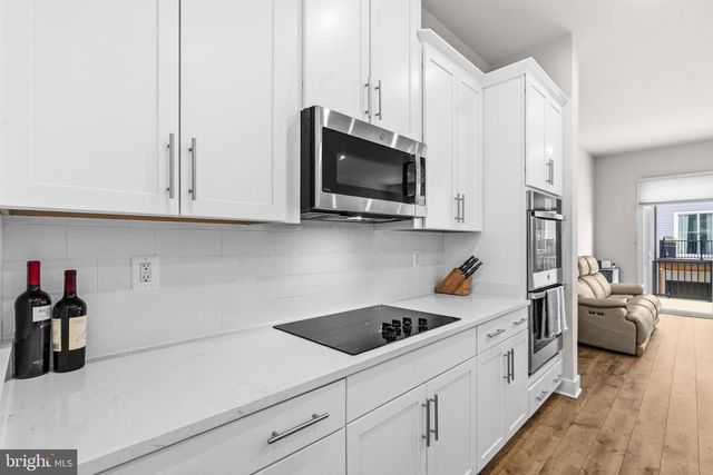 2433 LIBERTY LOOP, Herndon, VA 20171