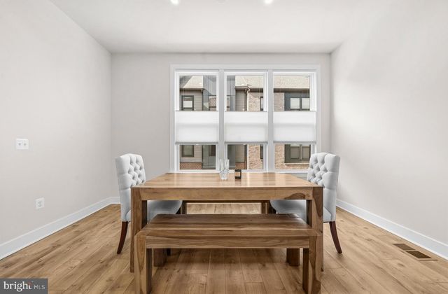 2433 LIBERTY LOOP, Herndon, VA 20171