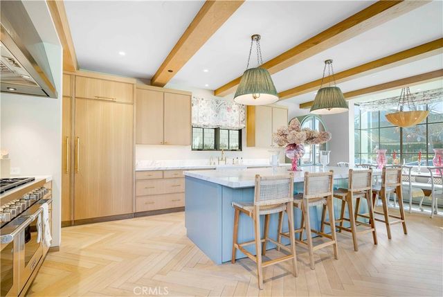 2571 Vista, Newport Beach, CA 92663