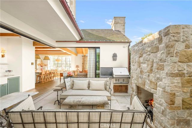 2571 Vista, Newport Beach, CA 92663