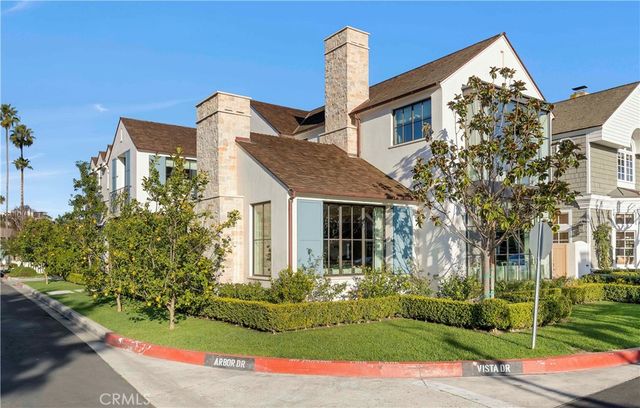 2571 Vista, Newport Beach, CA 92663