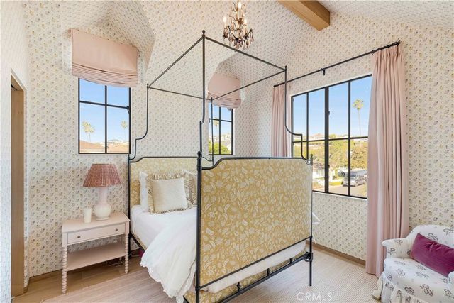 2571 Vista, Newport Beach, CA 92663