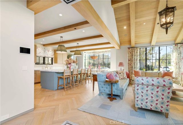 2571 Vista, Newport Beach, CA 92663