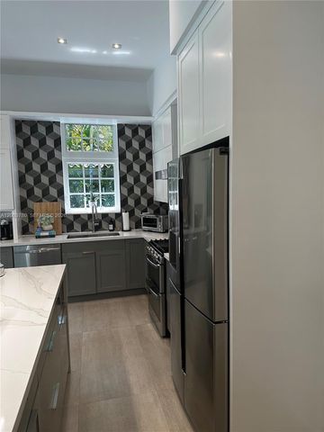 630 San Lorenzo Ave 0, Coral Gables, FL 33146