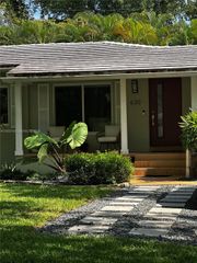 630 San Lorenzo Ave 0, Coral Gables, FL 33146