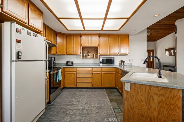 3070 Royal Meadow Lane, Paradise, CA 95969