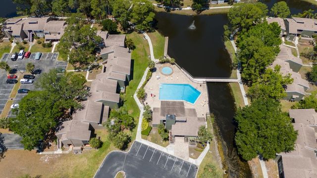 6082 PEREGRINE AVENUE D11, Orlando, FL 32819