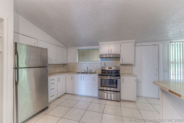 2234 N Main Street, Tulsa, OK 74106