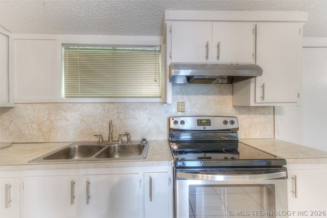 2234 N Main Street, Tulsa, OK 74106