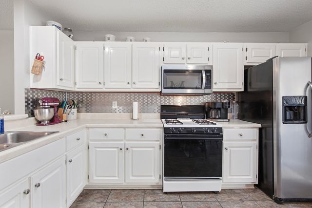 480 Timber Wind Drive, Defuniak Springs, FL 32433