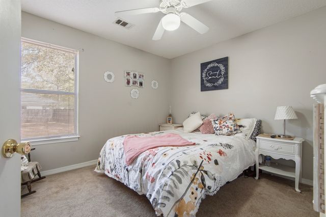 480 Timber Wind Drive, Defuniak Springs, FL 32433