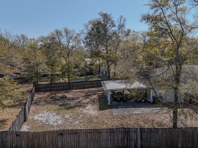 480 Timber Wind Drive, Defuniak Springs, FL 32433