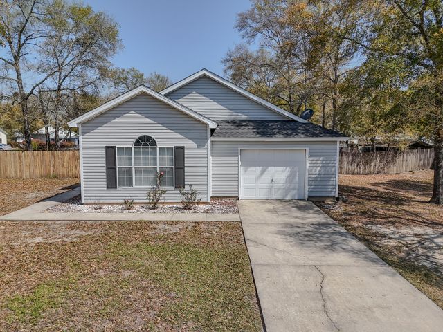 480 Timber Wind Drive, Defuniak Springs, FL 32433