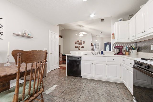 480 Timber Wind Drive, Defuniak Springs, FL 32433