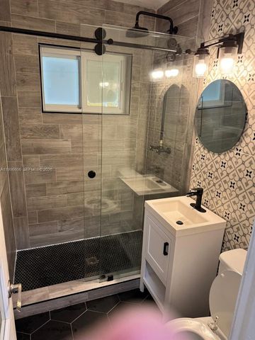 5420 E 7th Ave 2, Hialeah, FL 33013