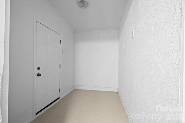 648 Scotts Creek Road, Statesville, NC 28625