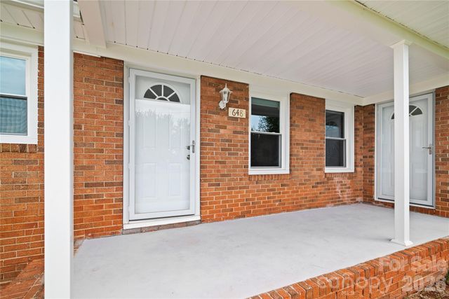 648 Scotts Creek Road, Statesville, NC 28625