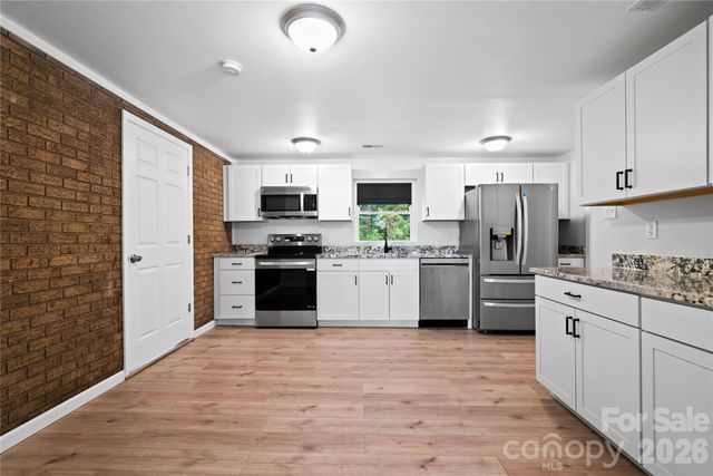 648 Scotts Creek Road, Statesville, NC 28625