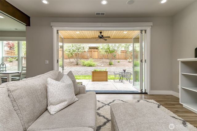 18314 133rd Street E, Bonney Lake, WA 98391