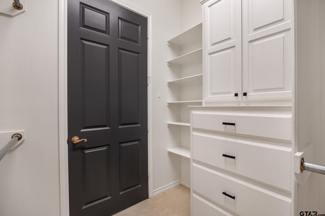 2313 Dietz Ln, Tyler, TX 75701