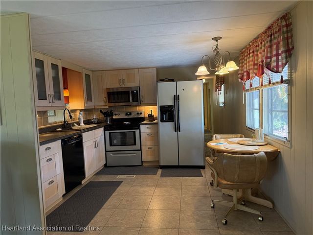 3422 New York Avenue, Sebring, FL 33870