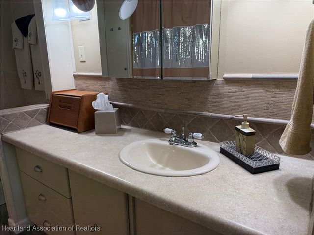 3422 New York Avenue, Sebring, FL 33870