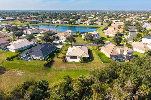 243 PETREL TRAIL, Bradenton, FL 34212