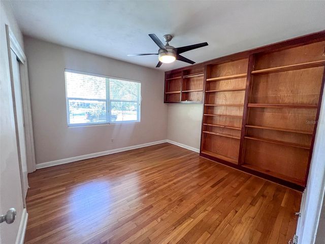 1516 NW 14TH AVENUE, Gainesville, FL 32605