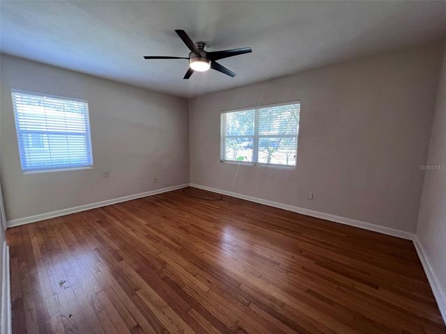 1516 NW 14TH AVENUE, Gainesville, FL 32605