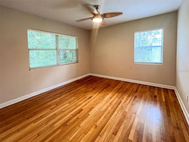 1516 NW 14TH AVENUE, Gainesville, FL 32605