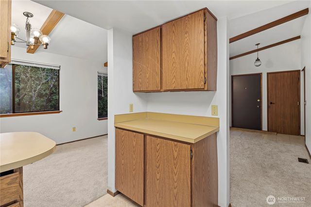 6822 NE 153rd Pl, Kenmore, WA 98028