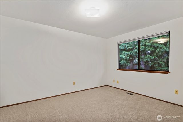 6822 NE 153rd Pl, Kenmore, WA 98028