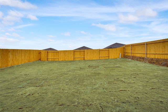 111 Bandana Circle, Newark, TX 76071