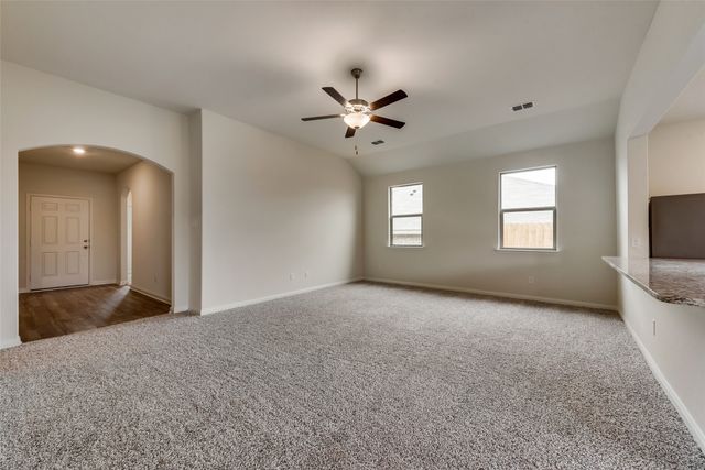 111 Bandana Circle, Newark, TX 76071