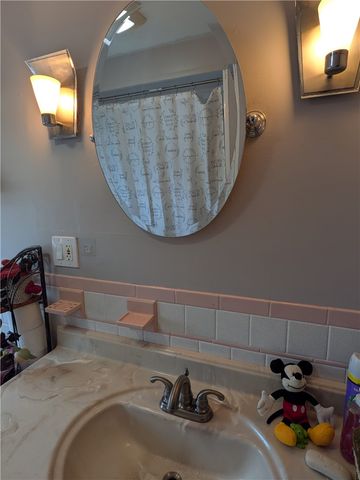 18 Noella Avenue, Coventry, RI 02816