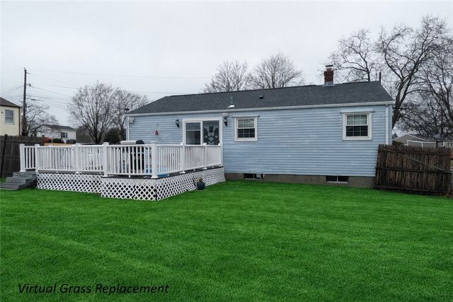 18 Noella Avenue, Coventry, RI 02816