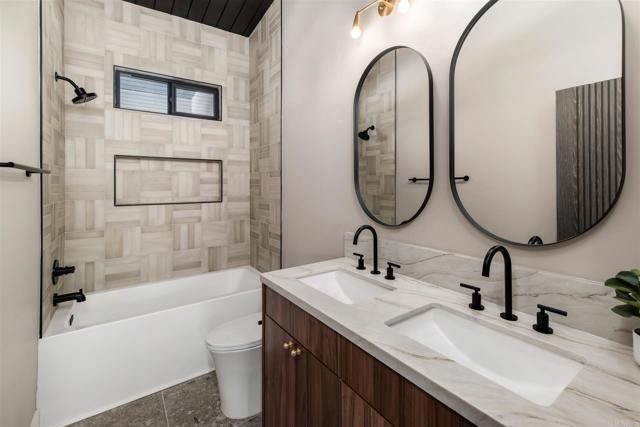 2951 Anaheim St, Escondido, CA 92025