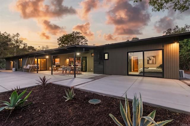 2951 Anaheim St, Escondido, CA 92025