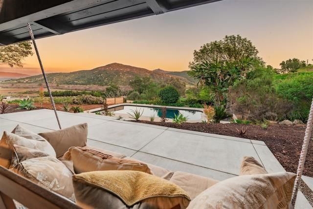 2951 Anaheim St, Escondido, CA 92025