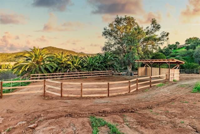 2951 Anaheim St, Escondido, CA 92025