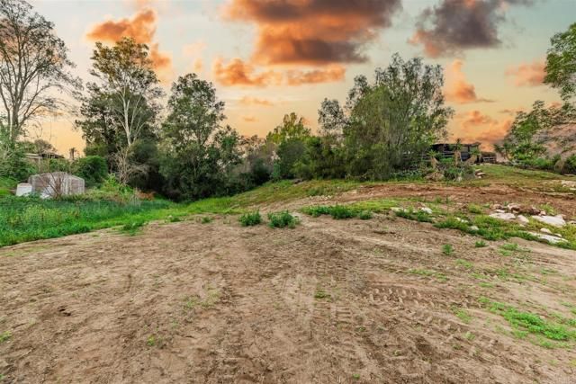 2951 Anaheim St, Escondido, CA 92025