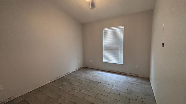 1045 KELSEY AVENUE, Oviedo, FL 32765