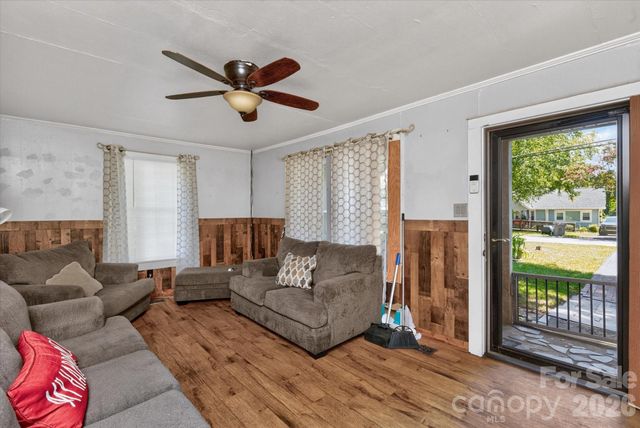 709 N Weldon Street, Gastonia, NC 28052