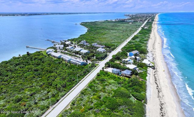 21 Cove Road 21e, Melbourne Beach, FL 32951