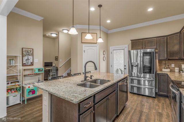 283 Piper Drive, Shreveport, LA 71106