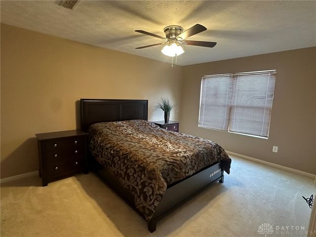 4010 Twin Lakes Circle, Clayton, OH 45315